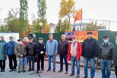 В Оренбурге вспоминали события у Белого дома